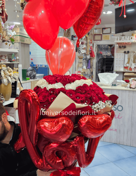 100 rose rosse e palloni